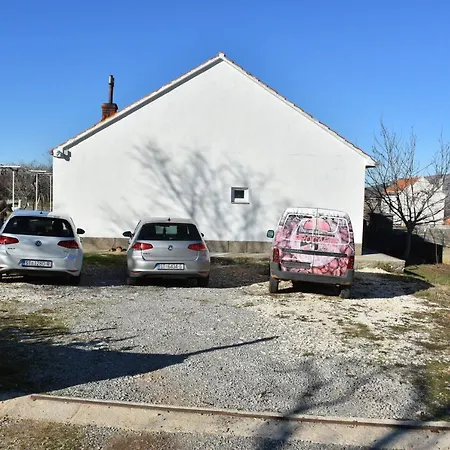 Villa Marie With Pool, Two Bedrooms For 4+2kids