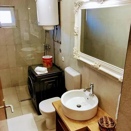 Marie With Pool, Two Bedrooms For 4+2kids * Cavoglave