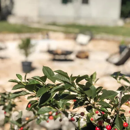 Marie With Pool, Two Bedrooms For 4+2kids Villa *